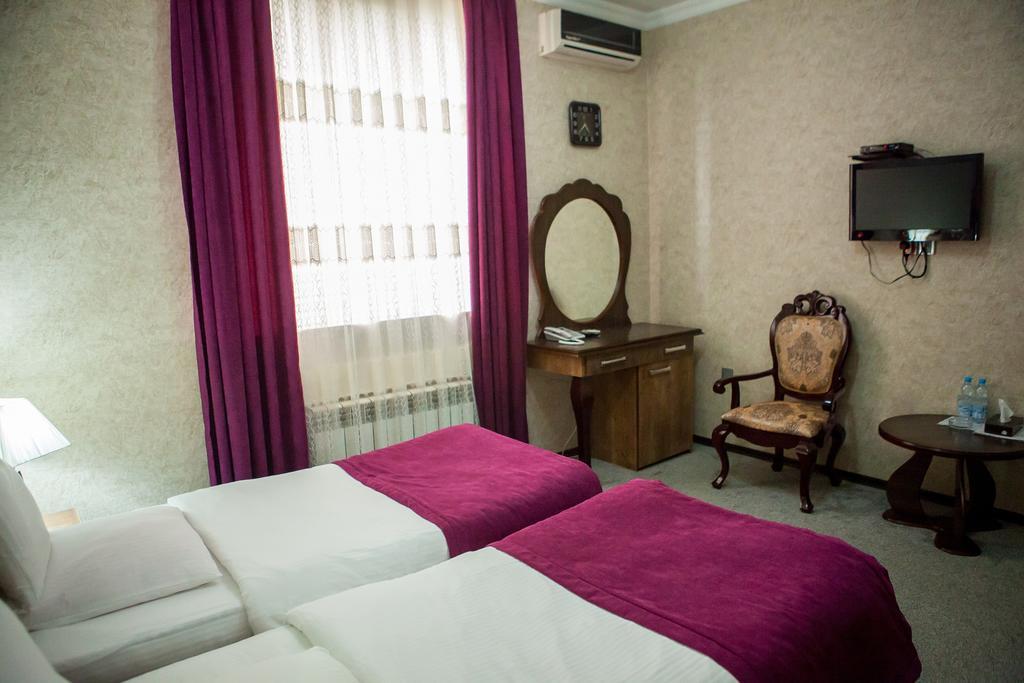 Issam Hotel & Spa Şǝki Exterior foto
